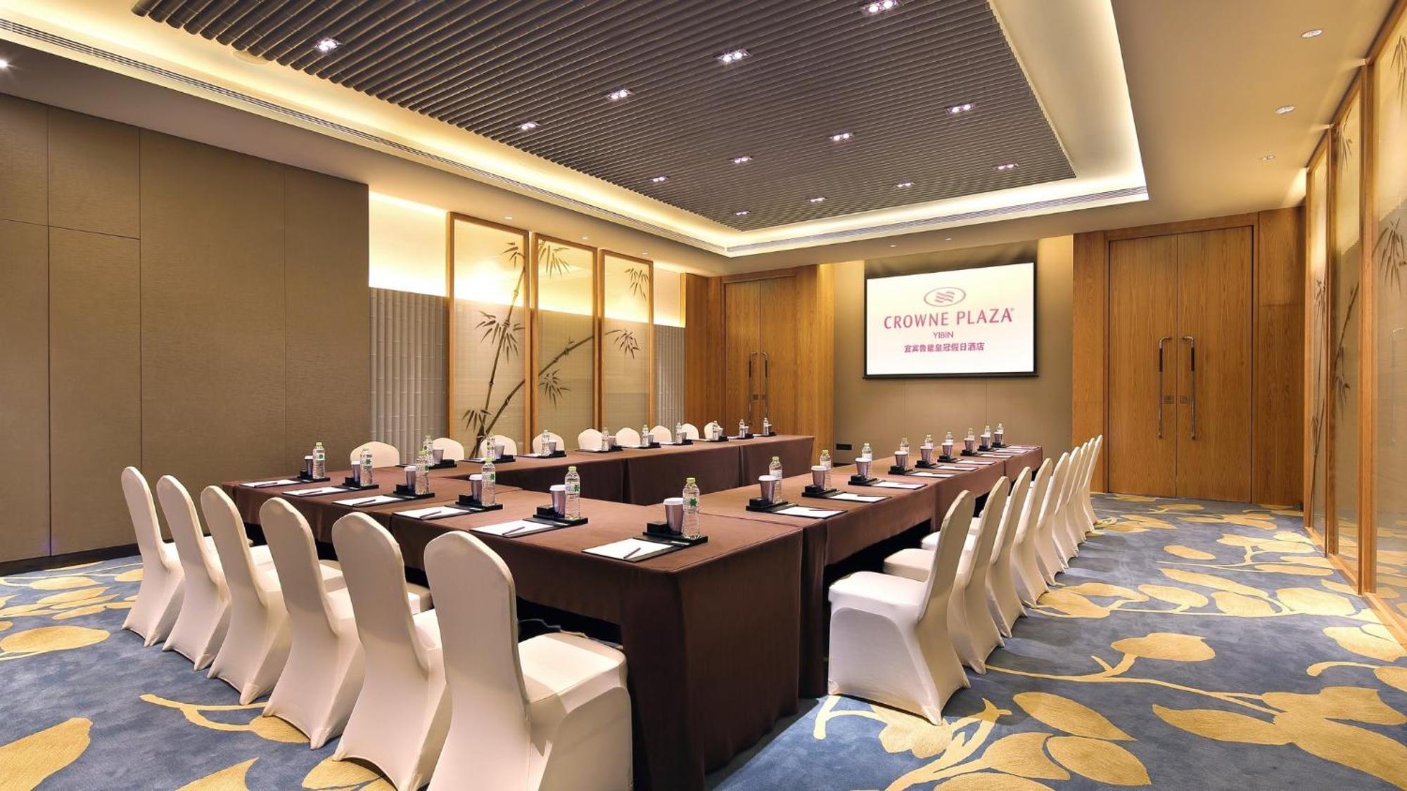Crowne Plaza Yibin By Ihg Hotel Exterior photo