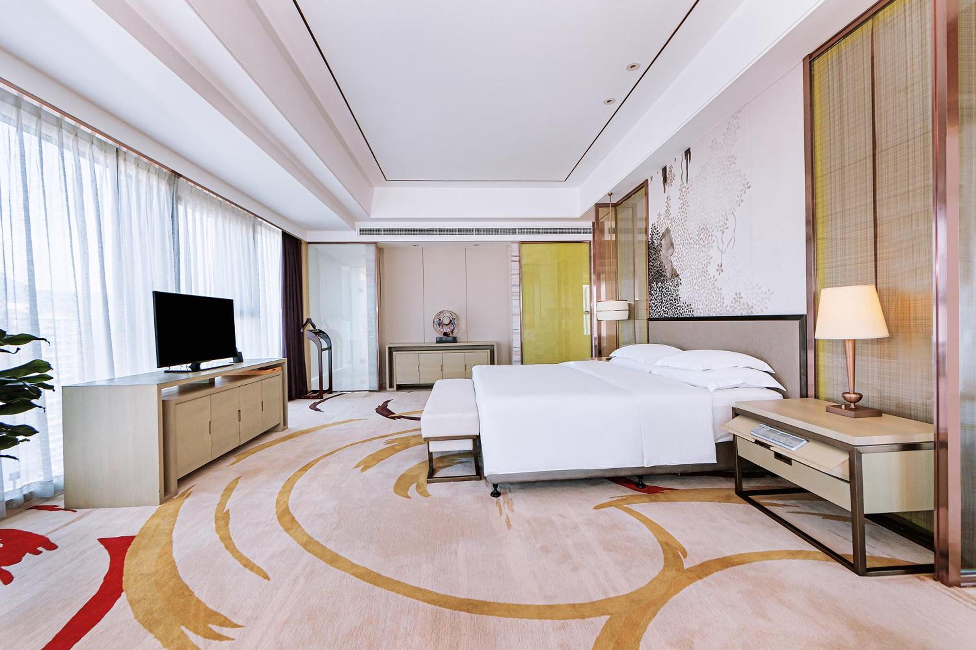 Crowne Plaza Yibin By Ihg Hotel Exterior photo