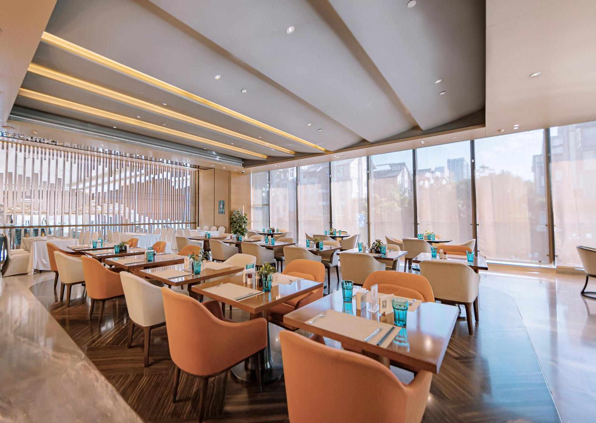 Crowne Plaza Yibin By Ihg Hotel Exterior photo
